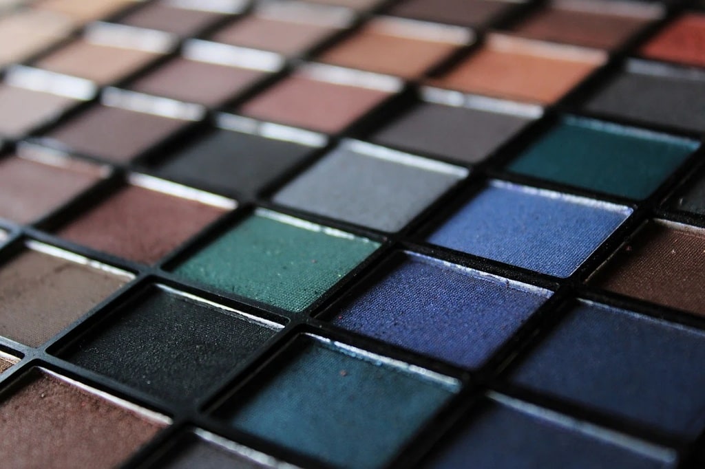 Tendances beauté féminine : les nouveautés à adopter sans se ruiner